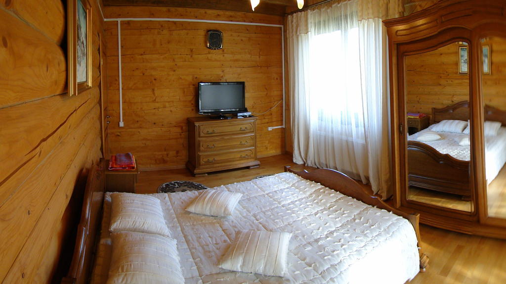 Villa Bilogirya Γιαρέμτσε Δωμάτιο φωτογραφία